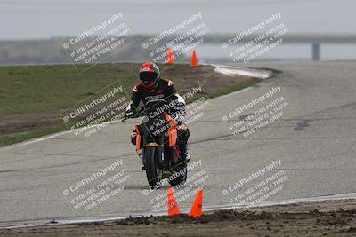 media/Nov-29-2025-TrackDaz (Sat) [[10ae2d9bce]]/B Group/Session 3 (Outside Grapevine)/